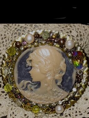 Vintage Cameo Brooch Upcycled